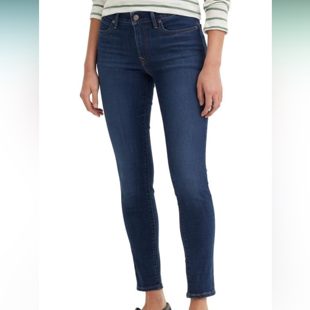 Levi’s 711 skinny jeans